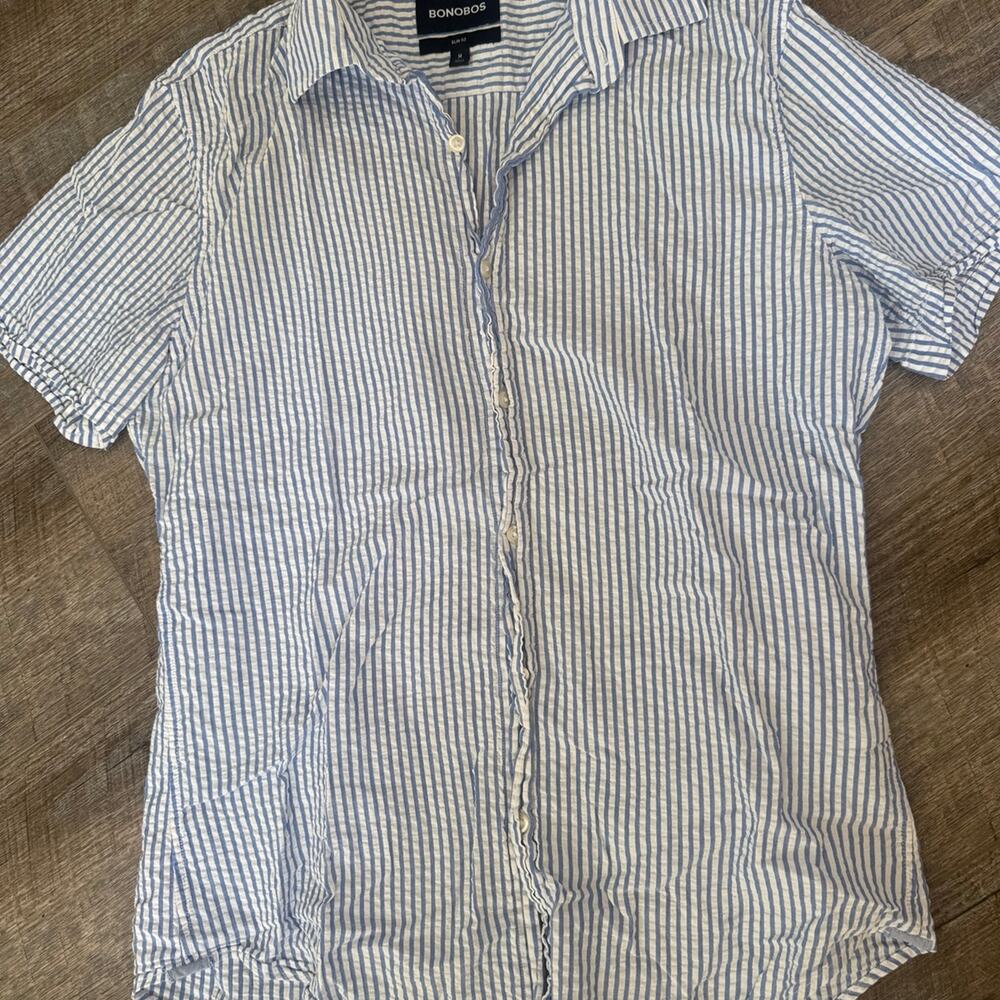 Bonobos Blue and White Striped Short Sleeve Button Down Medium
